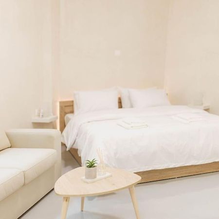 Modern Hiding Place In The Heart Of Афины Экстерьер фото